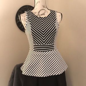 Blouse.  Doe & Rae. EUC.